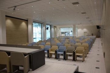 Hangar - Platea